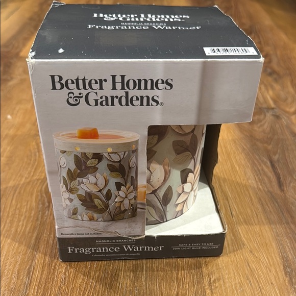 Better Homes & Gardens Frangrance Ceramic Wax Warmer (Magnolia Branches)(NWT) - Picture 3 of 8